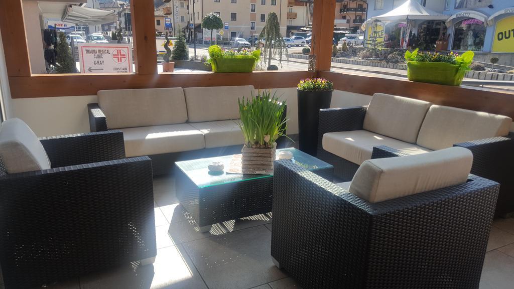 Hotel Gran Vacanze Rooms & Apartments ديمارو المظهر الخارجي الصورة